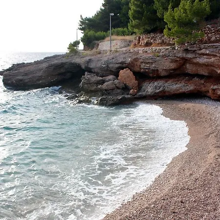 Ivan Dolac 5709a * Jelsa (Hvar)